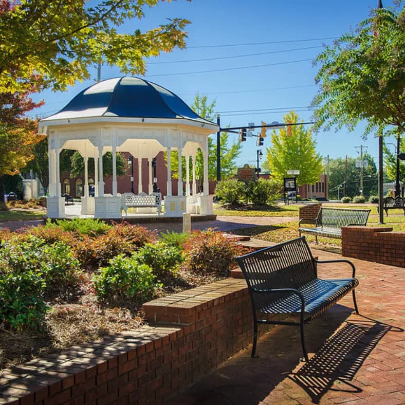 What sets you apart from a traditional real estate agent?